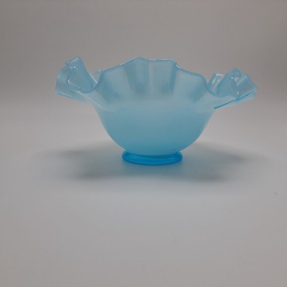 Fenton Blue Glass Bowl With Ruffled Crimped Edge - Picture 3 of 13